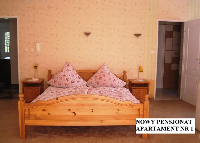 Bocianie Gniazdo בית הארחה Faryny